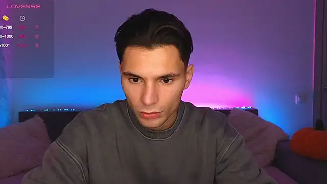 denlover1 online show from October 2025 06:54:01 AM