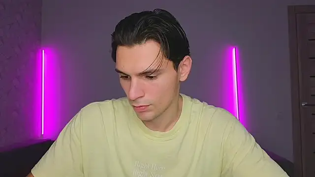 denlover1 online show from February 2026 01:29:02 PM