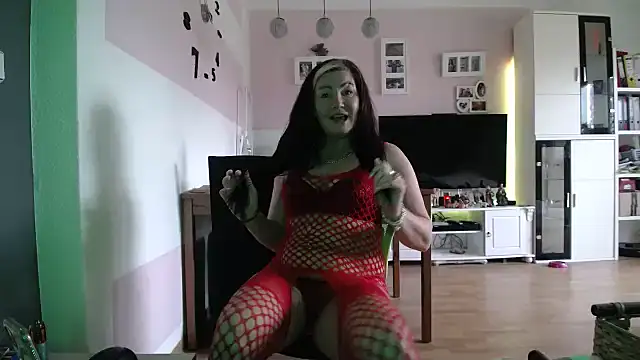 Missnikita6 online show from February 2025 08:53:02 AM