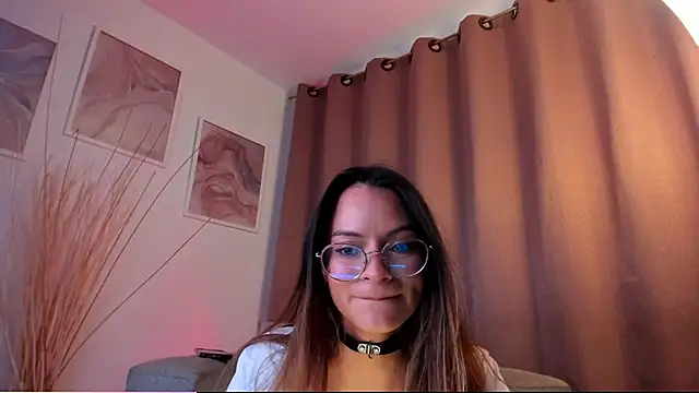 Angie Pirss online show from March 2026 08:08:01 PM