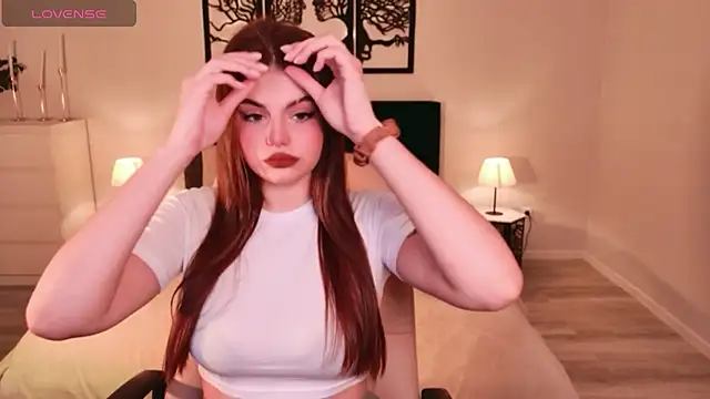 AdeliaKiss online show from March 2026 04:35:02 AM