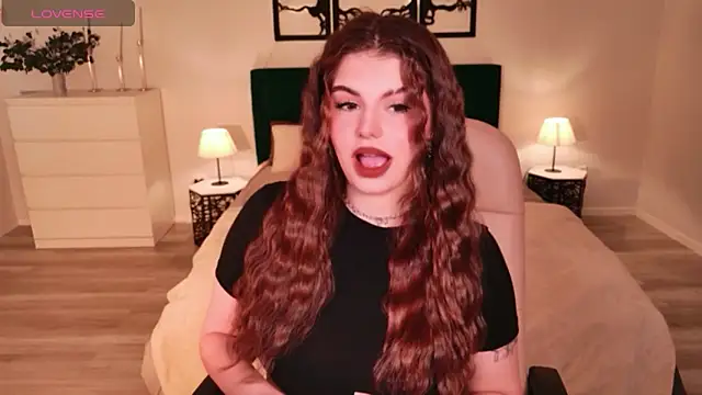 AdeliaKiss online show from March 2026 04:44:02 AM