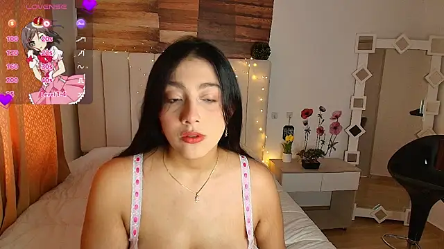 Alyssapark online show from June 2026 06:51:01 PM