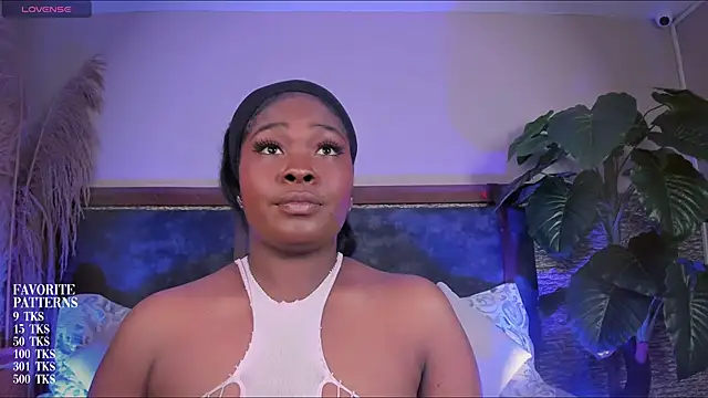 zoe 23  online show from March 2026 01:23:02 PM