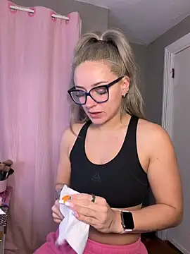 lexybabyxo online show from April 2026 10:28:02 AM