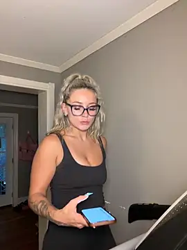 Snapshot of lexybabyxo chatting on June 2026 09:49:01 AM lexybabyxo online show from June 2026 09:49:01 AM
