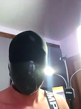 Snapshot of manforhotfun chatting on September 2025 12:13:02 AM manforhotfun online show from September 2025 12:13:02 AM