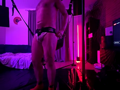 manforhotfun online show from April 2026 03:11:02 AM