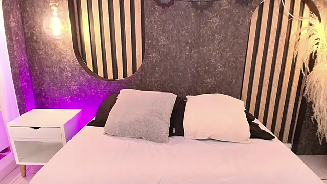 miss10 antonella online show from November 2025 12:08:01 PM