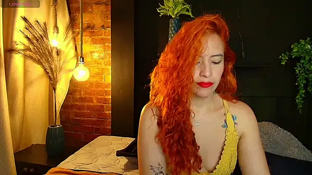 Snapshot of sahra_taylor_ chatting on December 2025 04:23:02 PM sahra taylor online show from December 2025 04:23:02 PM