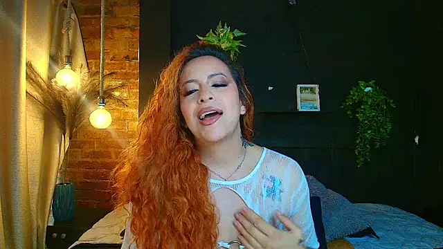Snapshot of sahra_taylor_ chatting on June 2026 02:18:01 PM sahra taylor online show from June 2026 02:18:01 PM