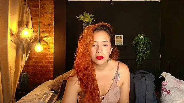 Snapshot of sahra_taylor_ chatting on June 2026 01:50:01 PM sahra taylor online show from June 2026 01:50:01 PM