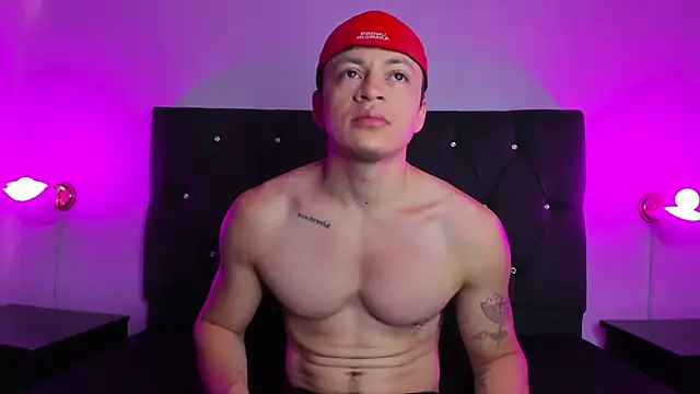 Snapshot of Angel_Cuervo chatting on September 2025 12:38:02 PM Angel Cuervo online show from September 2025 12:38:02 PM