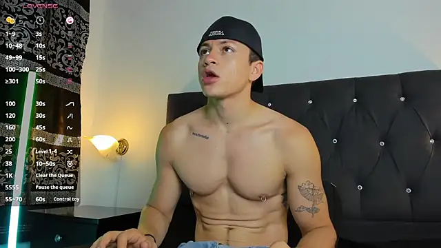 Snapshot of Angel_Cuervo chatting on February 2025 12:45:02 PM Angel Cuervo online show from February 2025 12:45:02 PM