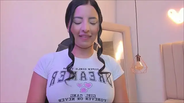 Zoeth Ruiz online show from October 2025 12:57:02 PM