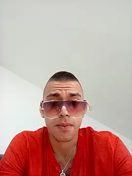 Snapshot of GilberMxx chatting on September 2025 10:09:02 PM GilberMxx online show from September 2025 10:09:02 PM