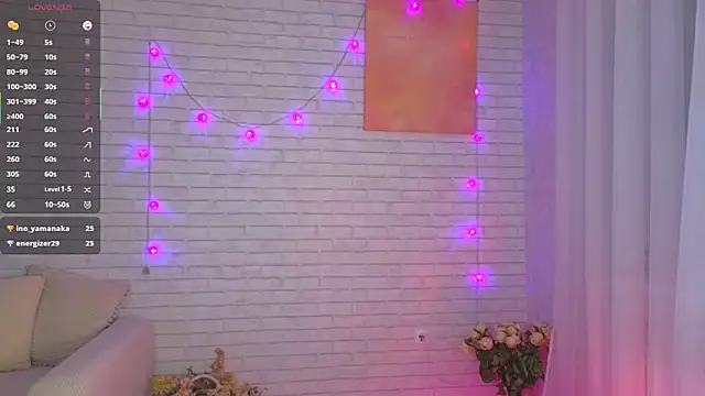 Snapshot of candyboofairy chatting on May 2026 10:52:03 PM candyboofairy online show from May 2026 10:52:03 PM