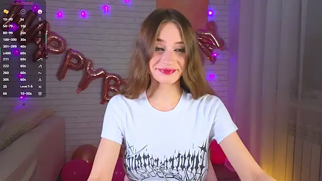 candyboofairy online show from April 2026 07:28:02 PM