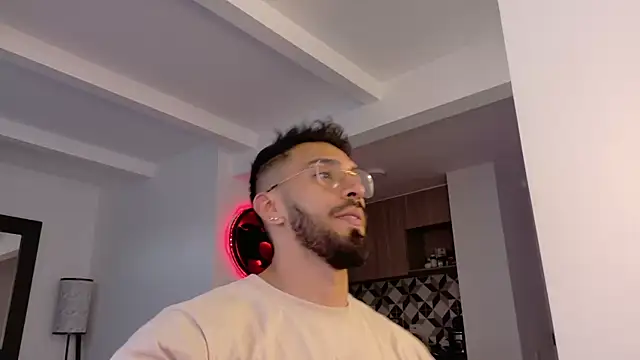 tony muscle online show from November 2025 09:48:02 PM