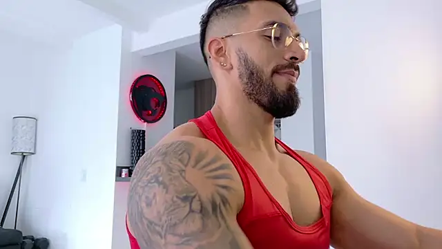 tony muscle online show from December 2025 05:00:01 PM