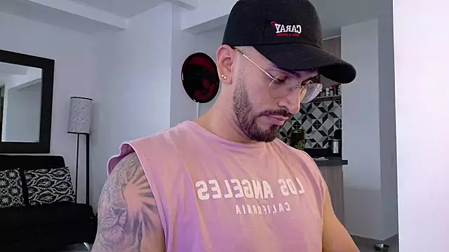 tony muscle online show from October 2025 08:33:01 PM