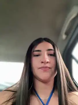 AhriCutte online show from March 2025 05:29:01 PM