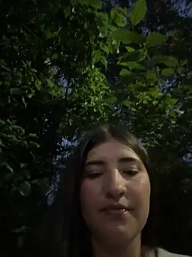 AhriCutte online show from February 2025 05:40:01 PM
