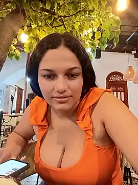 girl milk1 online show from November 2025 11:26:02 PM