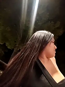 girl milk1 online show from December 2025 12:46:01 AM