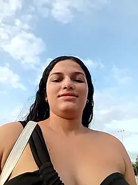 girl milk1 online show from November 2025 09:40:02 PM