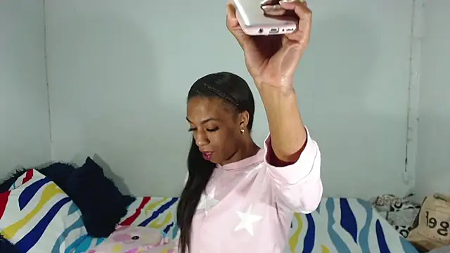 Snapshot of JessicaEbony chatting on September 2025 01:10:02 AM JessicaEbony online show from September 2025 01:10:02 AM