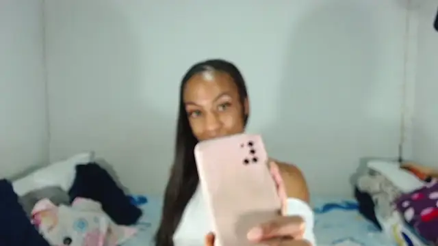 Snapshot of JessicaEbony chatting on December 2025 02:43:01 AM JessicaEbony online show from December 2025 02:43:01 AM