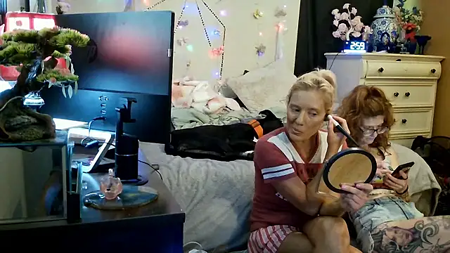 BluEyeGemini333 online show from September 2025 05:07:02 PM