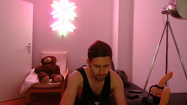 jonny-bisexual online show from December 2024 10:31:01 PM