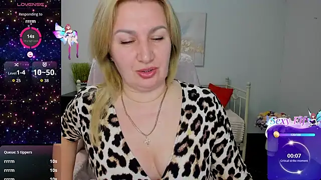 Snapshot of Lili_Crossi chatting on April 2026 06:05:02 AM Lili Crossi online show from April 2026 06:05:02 AM