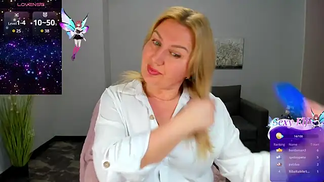 Lili Crossi online show from March 2026 08:26:33 AM