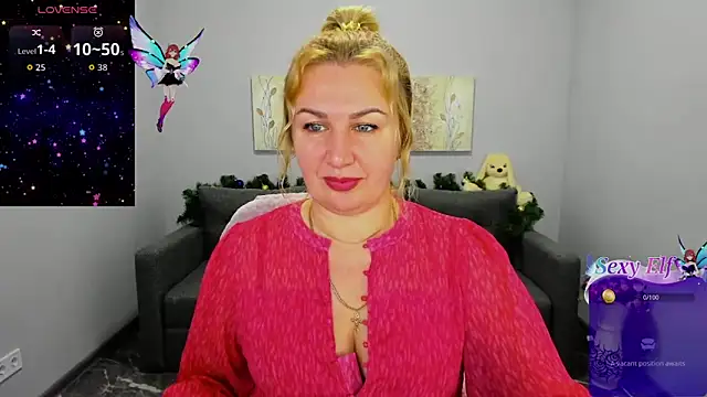 Lili Crossi online show from December 2025 06:51:02 AM