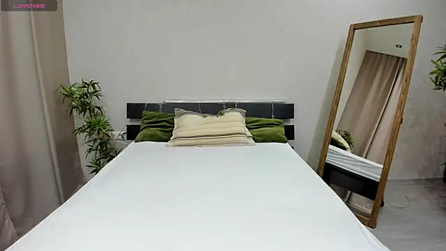 Snapshot of Miss_you_kiss chatting on January 2025 08:28:01 AM Miss you kiss online show from January 2025 08:28:01 AM