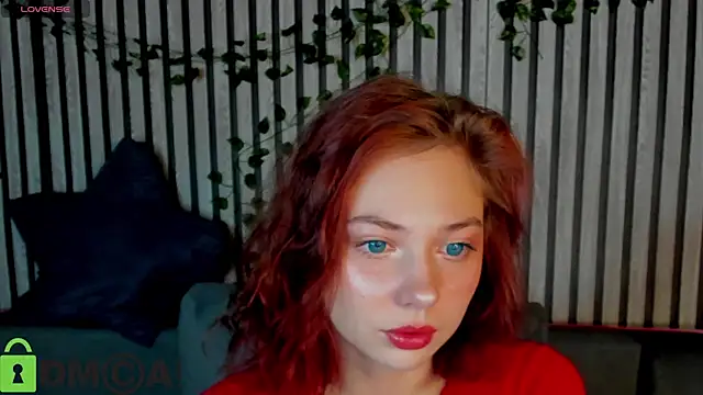 Miss you kiss online show from December 2025 01:08:02 AM