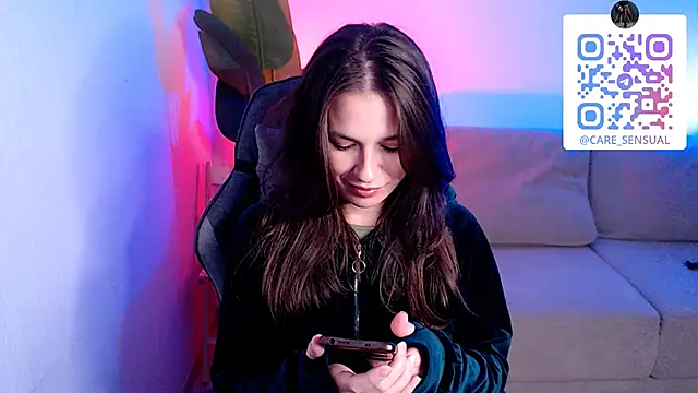 Snapshot of M_Sensual chatting on October 2025 05:25:01 PM M Sensual online show from October 2025 05:25:01 PM
