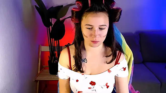 M Sensual online show from December 2025 05:39:02 PM