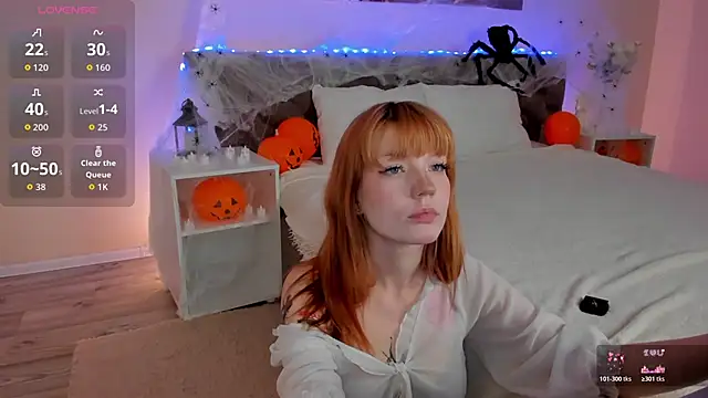 Snapshot of Linablueeyed chatting on November 2025 09:25:01 AM Linablueeyed online show from November 2025 09:25:01 AM