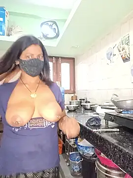 Snapshot of Jiya-Sexy chatting on October 2025 03:52:01 AM Jiya-Sexy online show from October 2025 03:52:01 AM