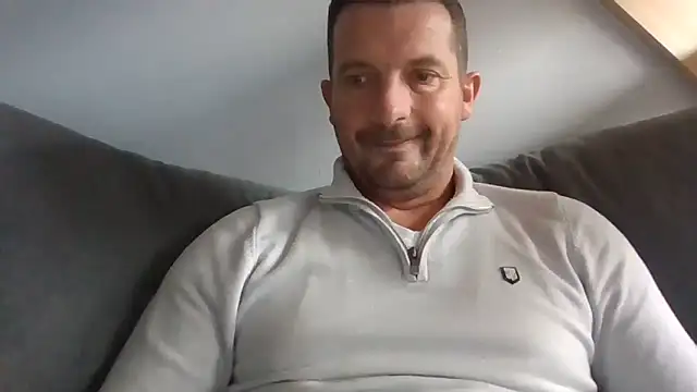 Chauduc00 online show from October 2025 01:41:02 PM