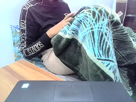 DOLL CUTY online show from December 2025 03:55:01 PM