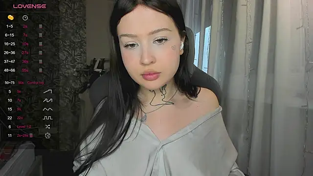 Snapshot of kate8ketee8 chatting on February 2025 01:30:01 PM kate8ketee8 online show from February 2025 01:30:01 PM