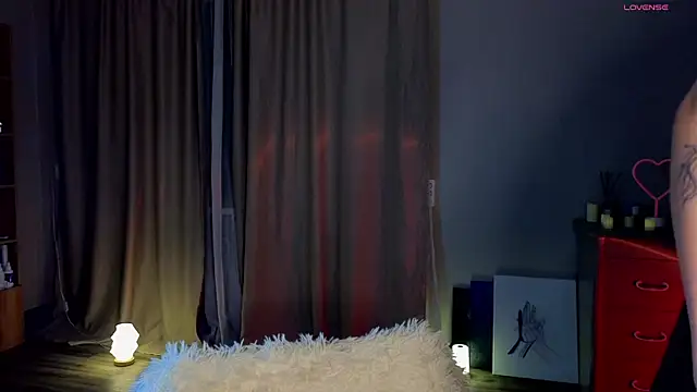 Renochka online show from November 2025 02:27:02 PM