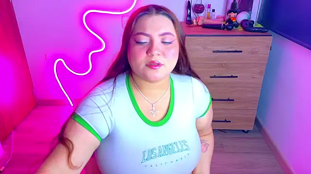 Snapshot of Rebeca_charme21 chatting on September 2025 08:24:02 AM Rebeca charme21 online show from September 2025 08:24:02 AM