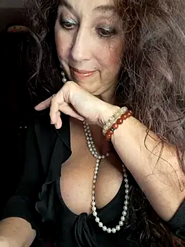 GypsyEsmeralda online show from November 2025 05:29:02 PM