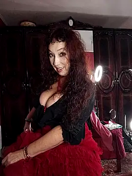 Snapshot of GypsyEsmeralda chatting on September 2025 06:20:02 AM GypsyEsmeralda online show from September 2025 06:20:02 AM